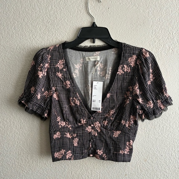 🆕Urban Outfitters Black and Pink Checkered Floral Blouse S🆕 - Picture 2 of 16